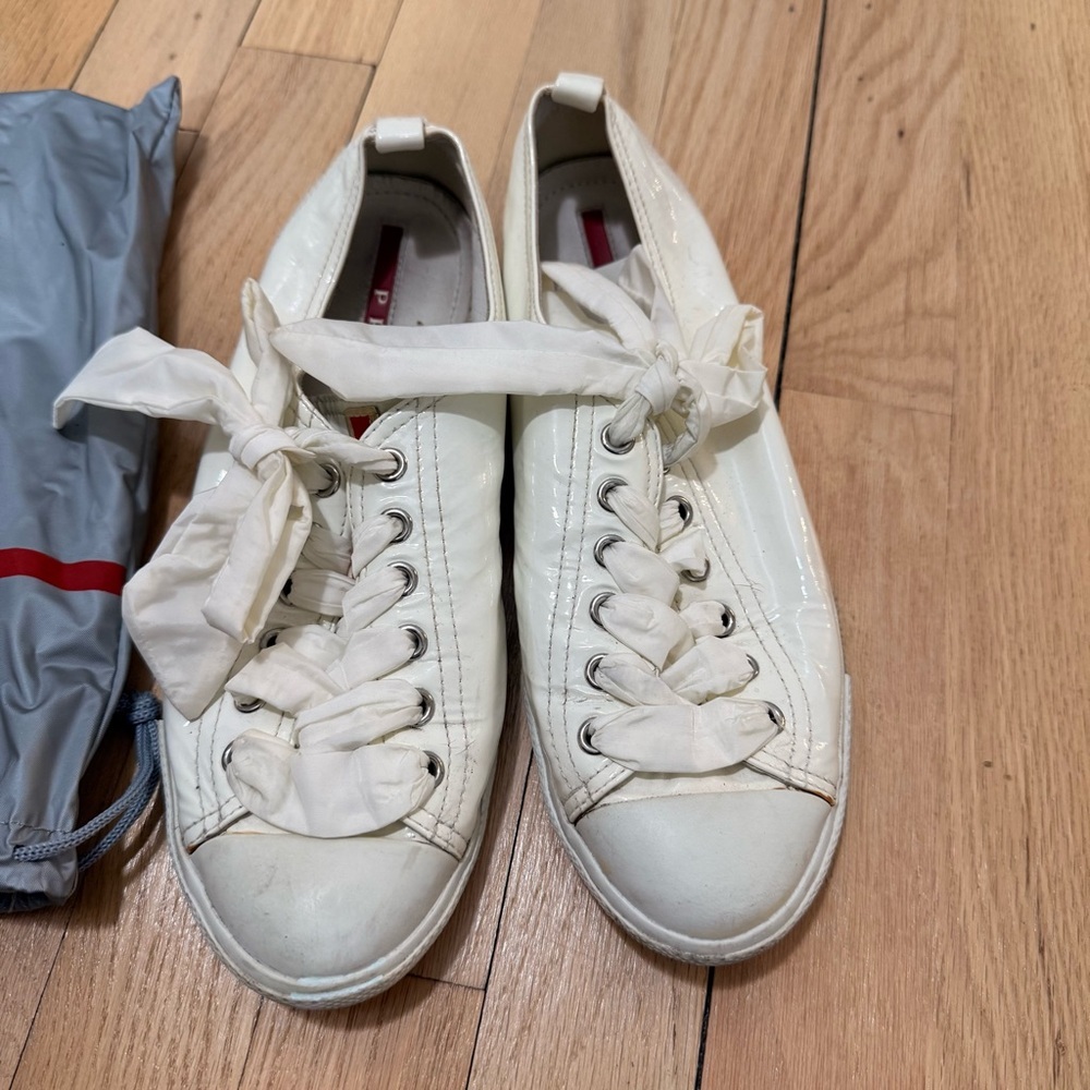 Authentic Prada Patent Leather White Women’s Sneakers with Dust Bag Size 38.5 - Picture 2 of 9